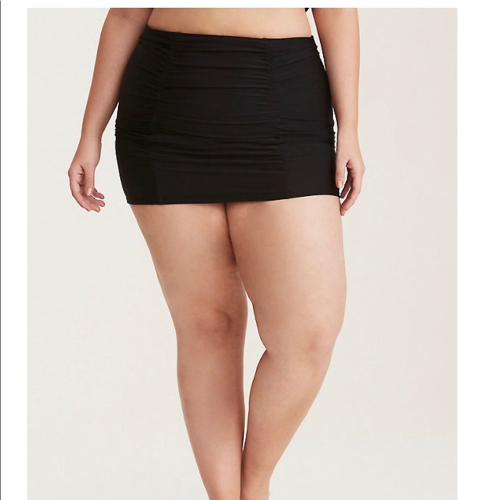 Torrid Black Ruched Bikini Skirt bottom Size 1